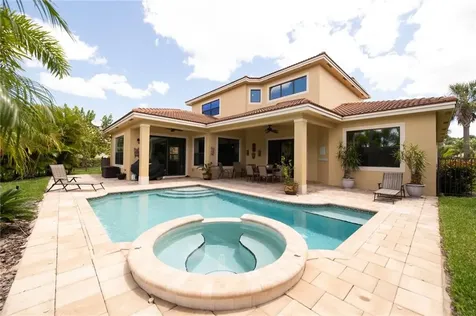 3074 NW Stoney Creek Avenue Jensen Beach FL 34957