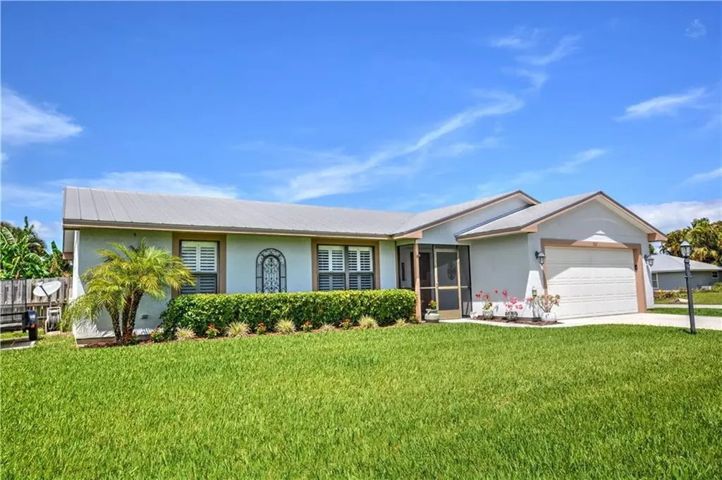 565 NE Vanda Terrado Jensen Beach FL 34957