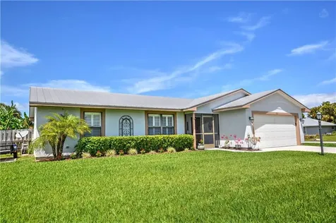 565 NE Vanda Terrado Jensen Beach FL 34957