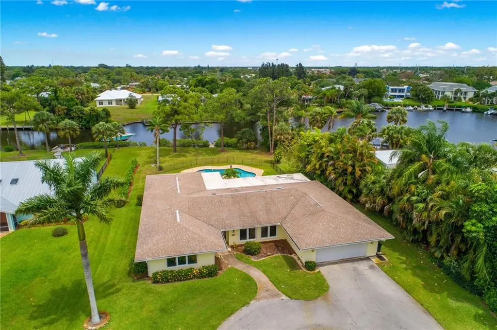 854 NW Spruce Ridge Drive Stuart FL 34994