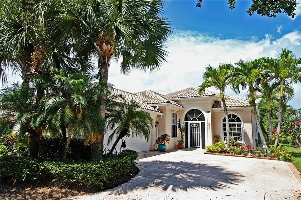 8340 SE Palm Hammock Lane Hobe Sound FL 33455