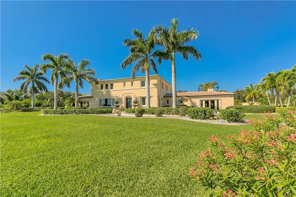 2211 S Indian River Drive Fort Pierce FL 34950