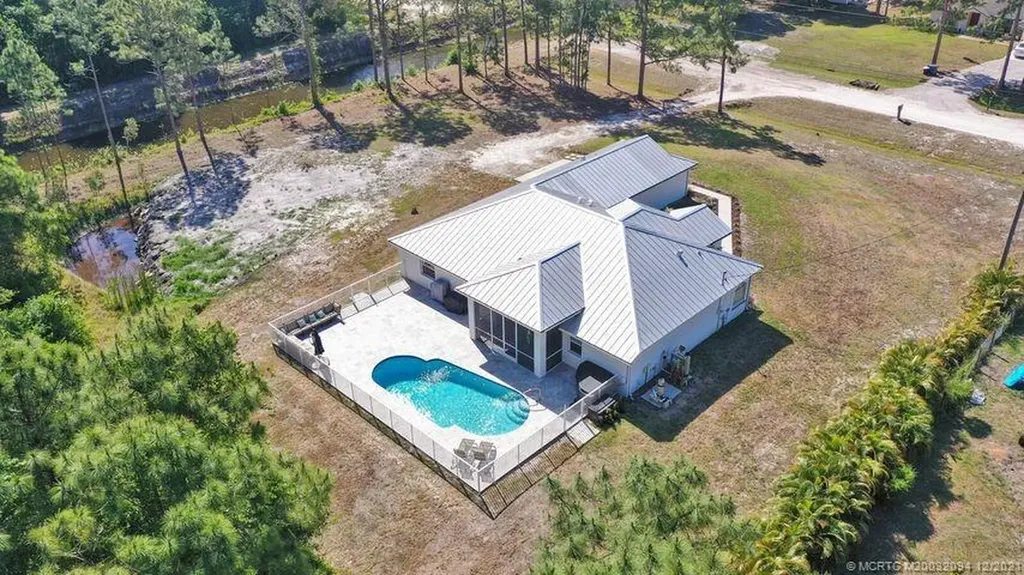 18269 Orange Grove Boulevard Loxahatchee FL 33470