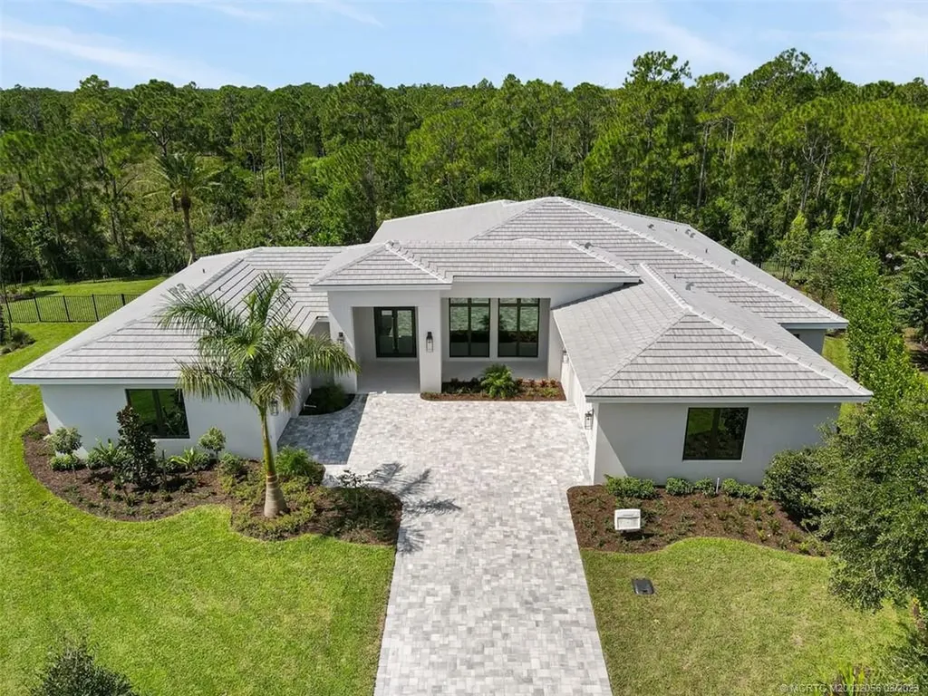 10560 SE Scrub Jay Lane Hobe Sound FL 33455