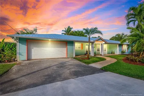 568 SW Hidden River Avenue Palm City FL 34990