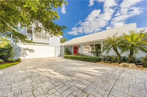4230 SE Whiticar Way Stuart FL 34997