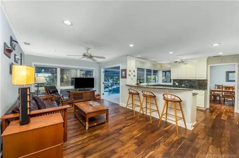 4230 SE Whiticar Way Stuart FL 34997
