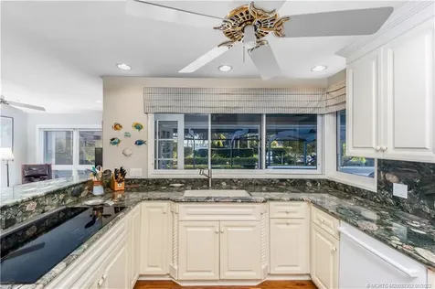 4230 SE Whiticar Way Stuart FL 34997