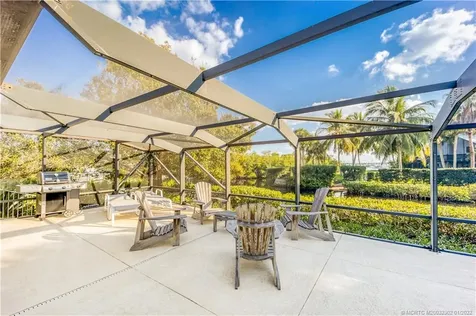 4230 SE Whiticar Way Stuart FL 34997
