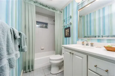 4230 SE Whiticar Way Stuart FL 34997