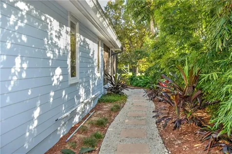 4230 SE Whiticar Way Stuart FL 34997