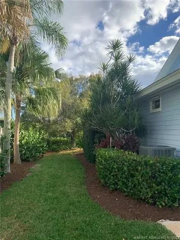 4230 SE Whiticar Way Stuart FL 34997