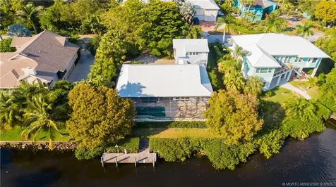4230 SE Whiticar Way Stuart FL 34997