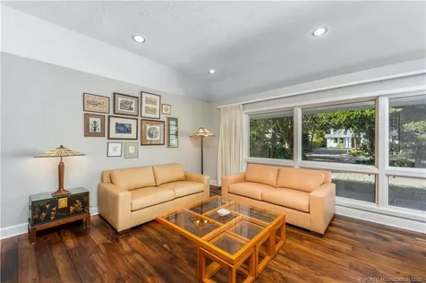 4230 SE Whiticar Way Stuart FL 34997