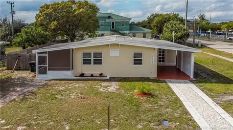 2101 S 3rd Street Fort Pierce FL 34950