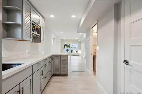 1037 SE Riverside Drive Stuart FL 34996