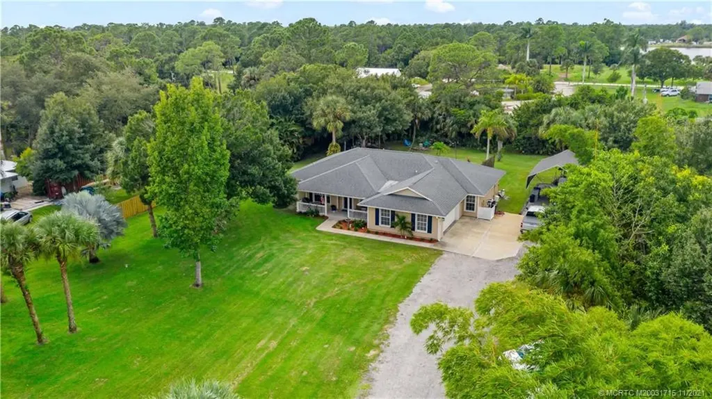 8015 92nd Avenue Vero Beach FL 32967