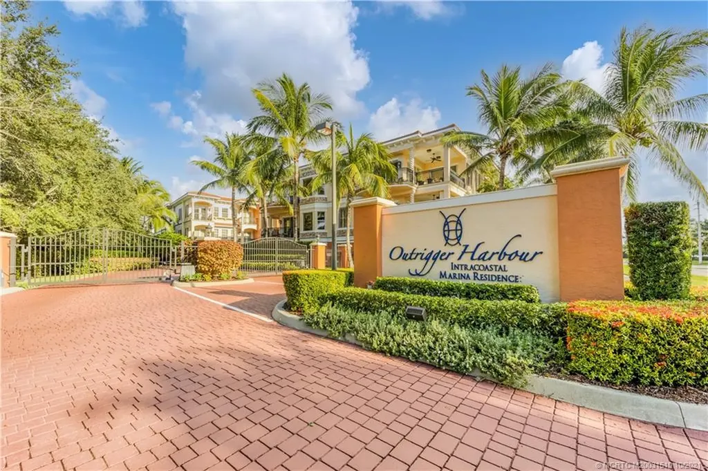 1529 NE Outrigger Landings Drive Jensen Beach FL 34957