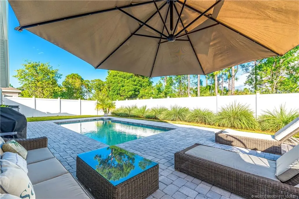 323 NW Emilia Way Jensen Beach FL 34957