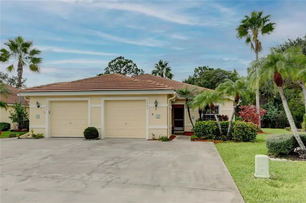 1305 SW Greens Pointe Way Palm City FL 34990