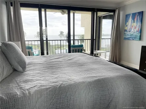 2806 SE Dune Drive Stuart FL 34996