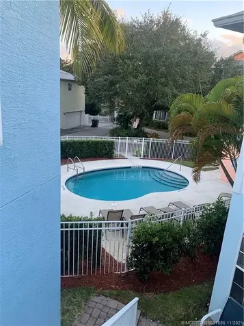 529 SW Akron Avenue Stuart FL 34994