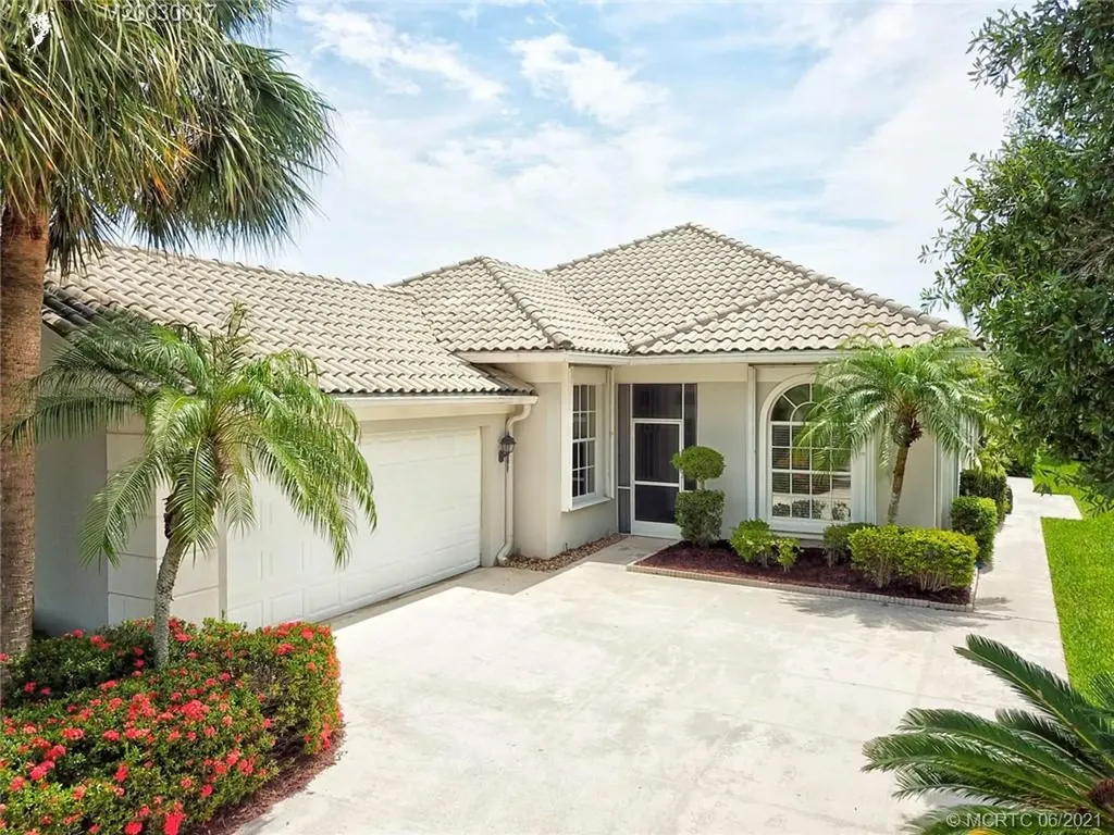 8036 SE Double Tree Drive Hobe Sound FL 33455