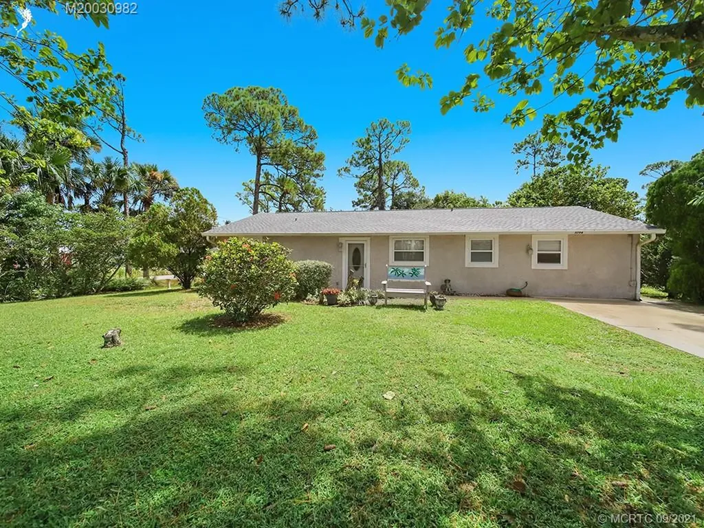 5794 SE Orange Blossom Trail Hobe Sound FL 33455