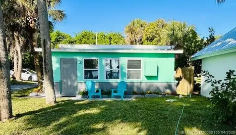 4158+4160 NE Indian River Drive Jensen Beach FL 34957