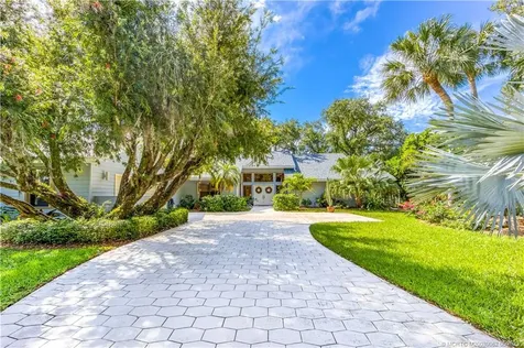 8 Kingston Court Stuart FL 34996