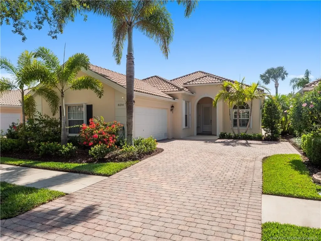 8314 SE Angelina Court Hobe Sound FL 33455
