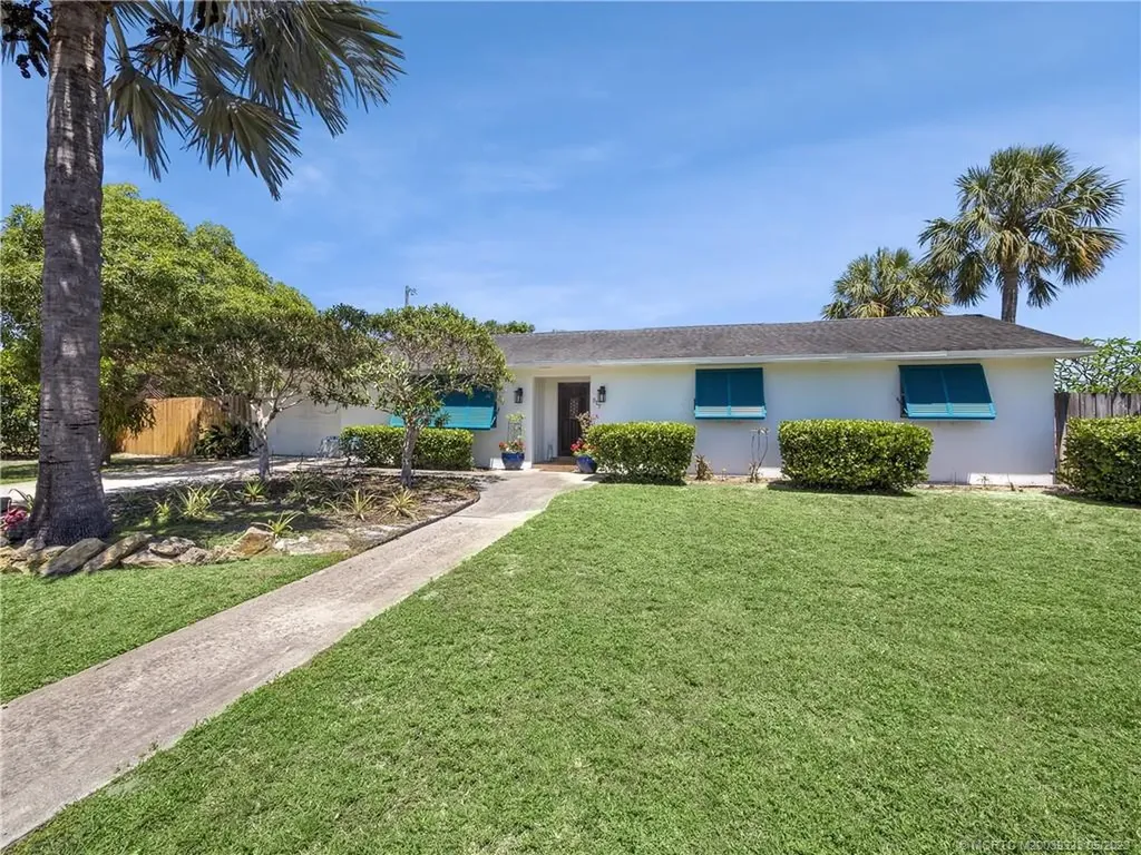 517 SE Balboa Avenue Stuart FL 34994