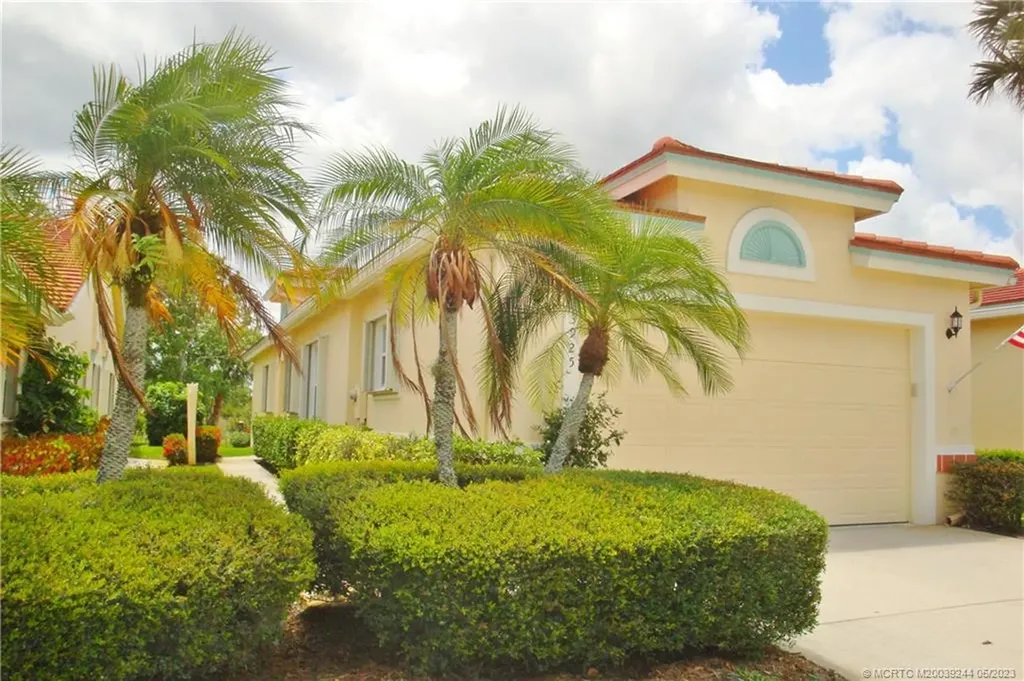3925 SW Whispering Sound Drive Palm City FL 34990