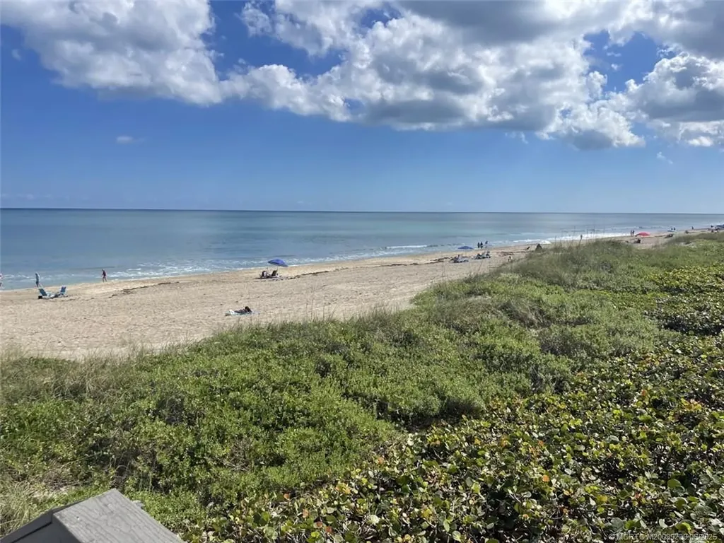 484 NE Plantation Road Stuart FL 34996