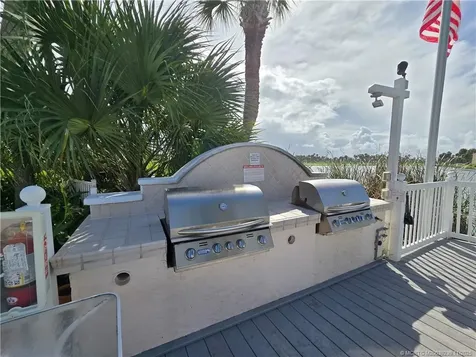 484 NE Plantation Road Stuart FL 34996