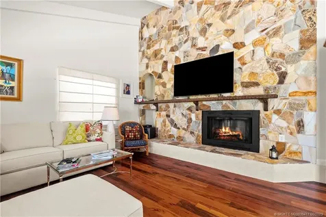 104 N Sewalls Point Road Sewalls Point FL 34996