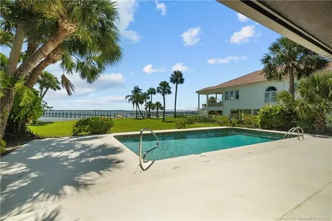 104 N Sewalls Point Road Sewalls Point FL 34996