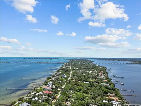 104 N Sewalls Point Road Sewalls Point FL 34996