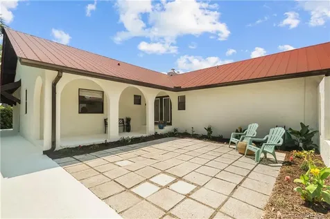 104 N Sewalls Point Road Sewalls Point FL 34996