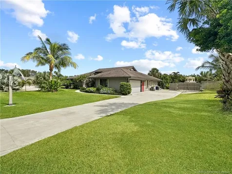 1068 NE Quinn Place Jensen Beach FL 34957