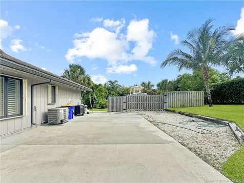 1068 NE Quinn Place Jensen Beach FL 34957