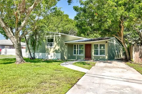 1905 Sunrise Boulevard Fort Pierce FL 34950