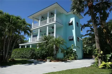 3392 NE Skyline Drive Jensen Beach FL 34957