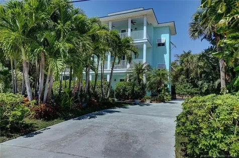 3392 NE Skyline Drive Jensen Beach FL 34957