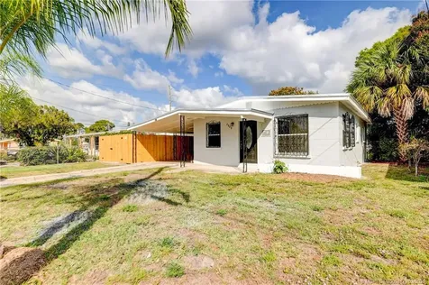 2808 Avenue I Fort Pierce FL 34947