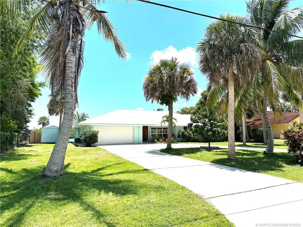 3749 SW Saint Lucie Shores Drive Palm City FL 34990
