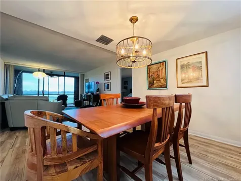 3432 NE Causeway Boulevard Jensen Beach FL 34957