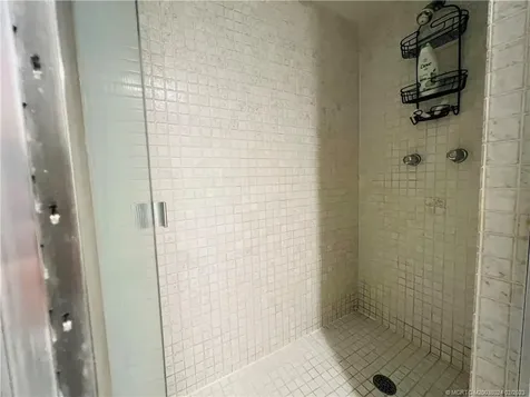 3432 NE Causeway Boulevard Jensen Beach FL 34957