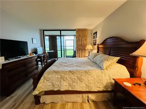 3432 NE Causeway Boulevard Jensen Beach FL 34957