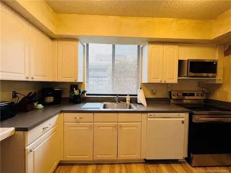 3432 NE Causeway Boulevard Jensen Beach FL 34957